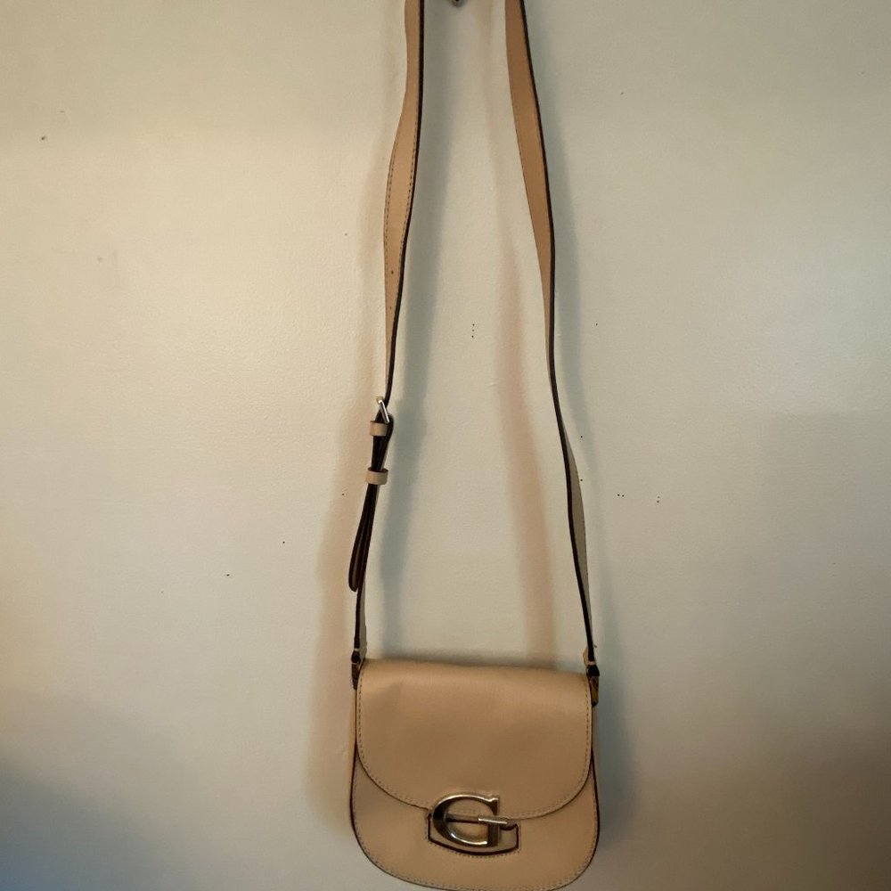 Guess Beige/light tan shoulder or crossbody bag